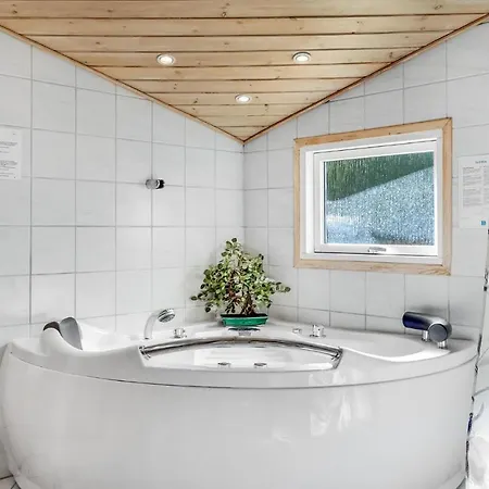 Amazing In Grenaa With Sauna Stokkebro